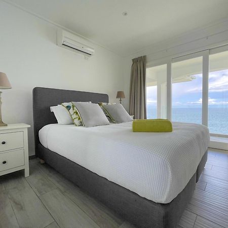 Vallonend Beachfront Villa With Excellent View Bel Ombre Exterior foto