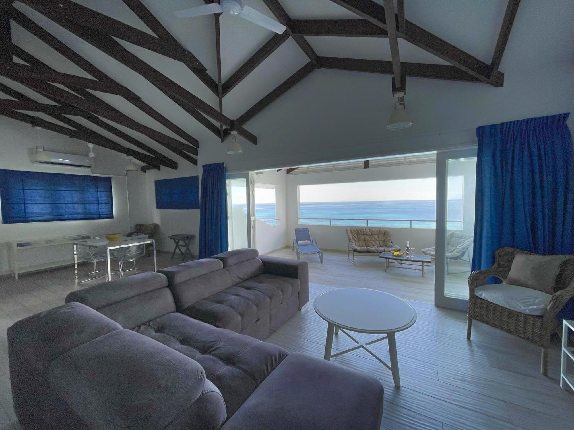 Vallonend Beachfront Villa With Excellent View Bel Ombre Exterior foto