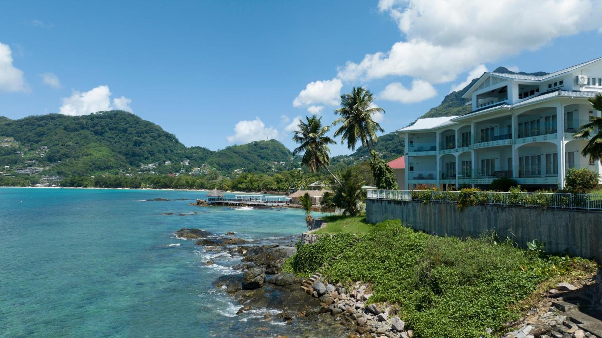 Vallonend Beachfront Villa With Excellent View Bel Ombre Exterior foto